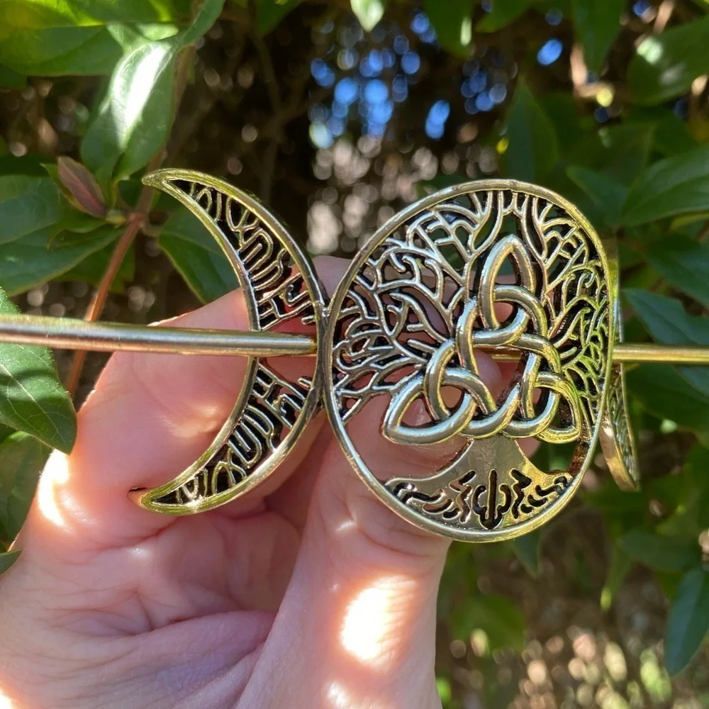Vintage inspired Celtic Hairpin Gold Tone engraved Beautiful Crescent Moon 🌘